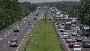 Arus Mudik yang Sudah Terpantau Padat di Jalan Tol